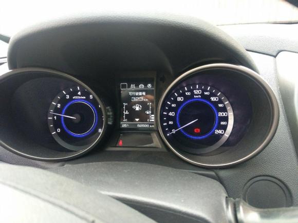 [苏州·鲁R] 二手长安逸动XT2016款 1.6L 手动俊酷型