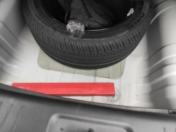 [武汉·鄂A] 二手长安悦翔V72016款 1.6L 手动乐享型 国V