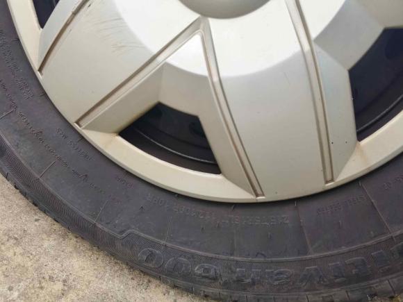 [常州·苏D] 二手东风御风御风2014款 2.5T御利宝物流车中轴中顶ZD25