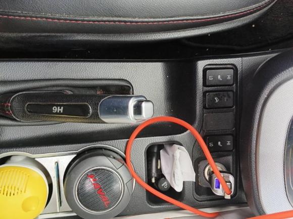 [深圳·粤L] 二手哈弗哈弗H62015款 运动版 1.5T 自动两驱豪华型