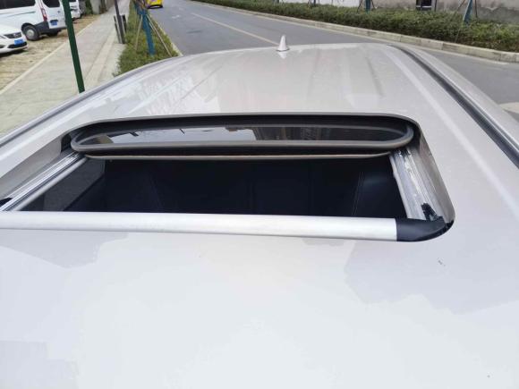 [成都·川A] 二手丰田威兰达2022款 双擎 2.5L E-CVT四驱豪华版