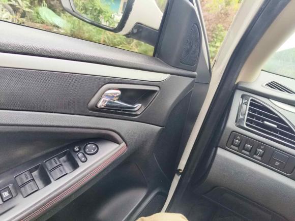 [深圳·粤B] 二手奔腾奔腾B702014款 2.0L 自动舒适型