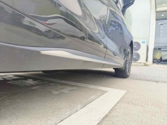 [苏州·苏E] 二手东风风行风行游艇2022款 1.5T DCT逐浪版