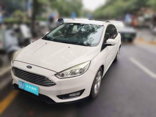 福特福克斯2015款 三厢 1.6L 自动舒适型