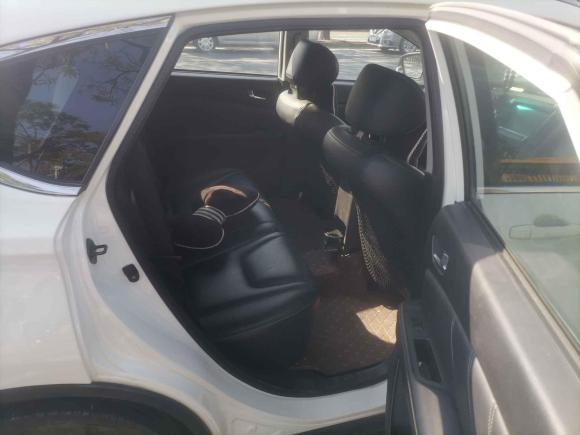 [佛山·粤E] 二手纳智捷优6 SUV2014款 2.0T 时尚型