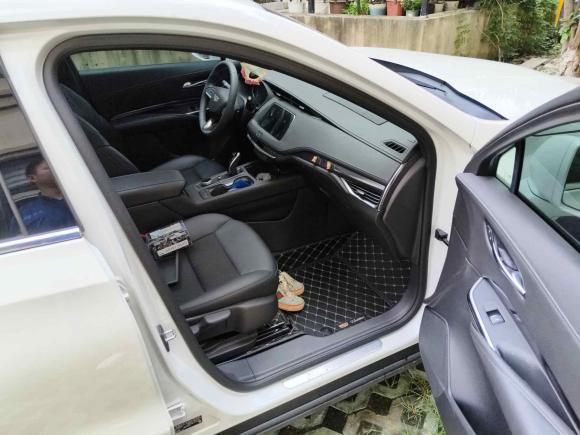 [无锡·苏B] 二手凯迪拉克凯迪拉克XT42021款 28T 两驱技术型