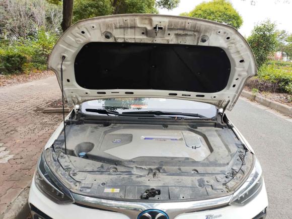 [宁波·粤A] 二手北京汽车北京EU52018款 R500 智风版