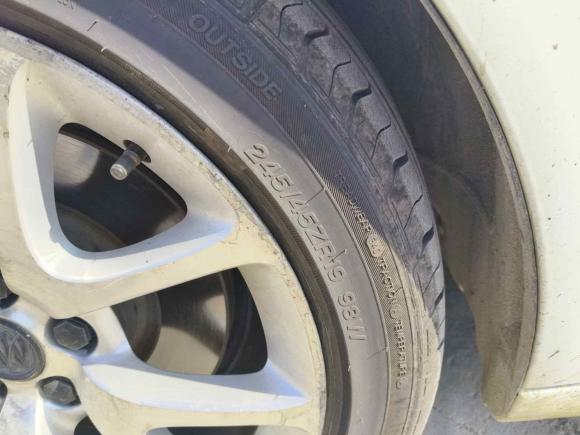 [青岛·鲁B] 二手别克君威2014款 GS 2.0T 纵情运动版