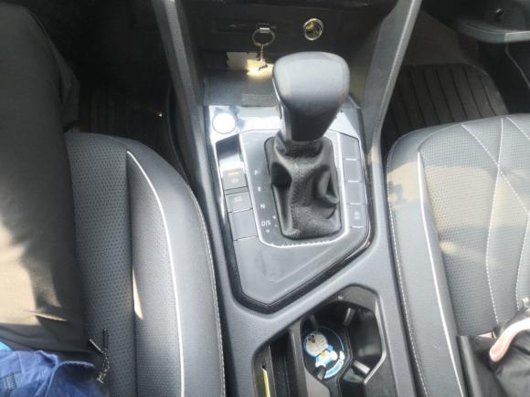 [上海·沪C] 二手大众途观L2022款 330TSI 自动两驱智享版