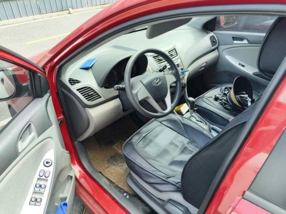 [杭州·浙A] 二手现代瑞纳2010款 三厢 1.4L 自动时尚型GT