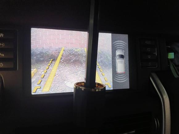 [上海·沪D] 二手路虎发现神行2018款 240PS SE版