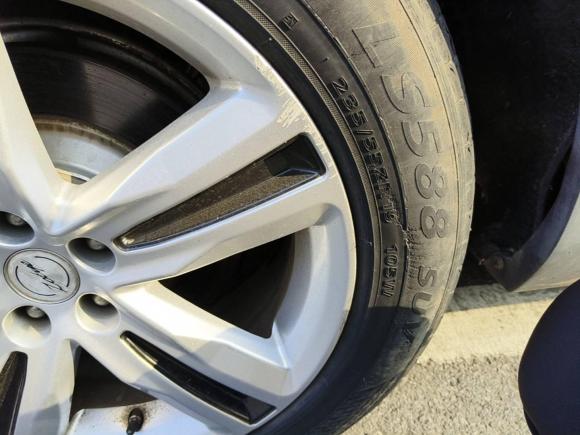 [上海·赣F] 二手众泰众泰T7002017款 1.8T 双离合尊贵型