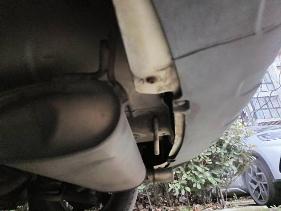 [湖州·浙E] 二手铃木天语 SX42009款 两厢 1.6L 自动运动型