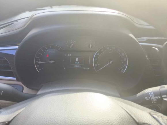 [青岛·鲁U] 二手别克别克GL82017款 ES 28T 豪华型 国V