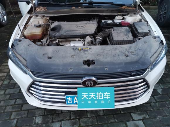 [上海·吉A] 二手比亚迪秦Pro2018款 1.5TI 自动智联锋动型