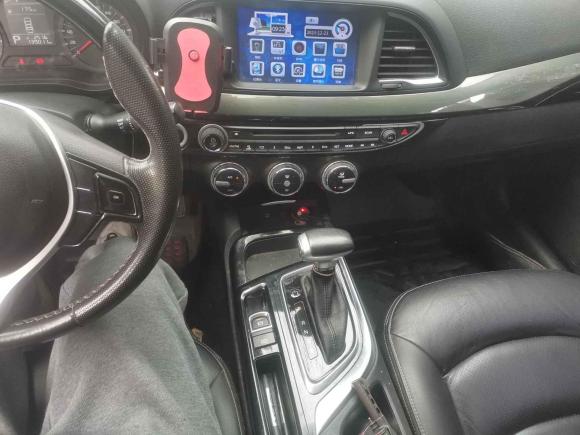 [芜湖·皖B] 二手广汽传祺传祺GA62016款 235T DCT精英版