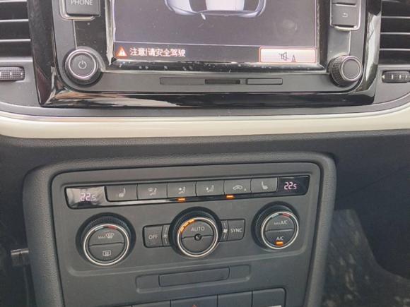 [上海·沪A] 二手大众甲壳虫2013款 1.4TSI R-Line