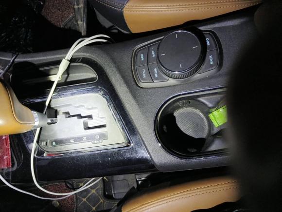 [无锡·苏E] 二手东南东南DX72015款 1.5T 自动豪华型