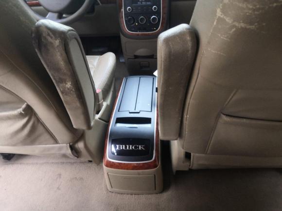 [上海·沪K] 二手别克别克GL82006款 陆尊 3.0L CT 舒适版