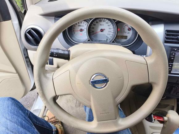 [上海·豫C] 二手日产骊威2010款 劲悦版 1.6L 自动全能型