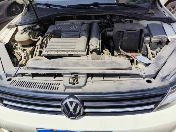 [义乌·赣E] 二手大众凌渡2015款 230TSI DSG风尚版