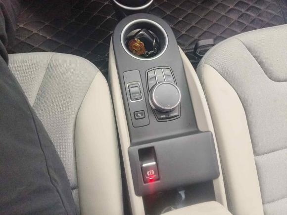 [上海·沪A] 二手宝马宝马i32019款 快充版