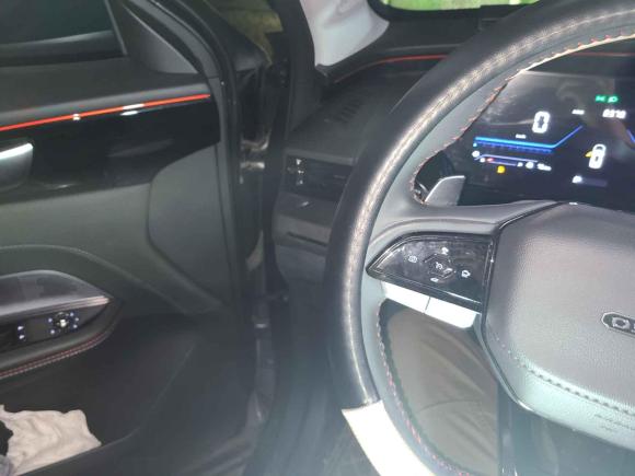 [青岛·鲁B] 二手长安欧尚长安欧尚Z62022款 蓝鲸 1.5T DCT智尊型