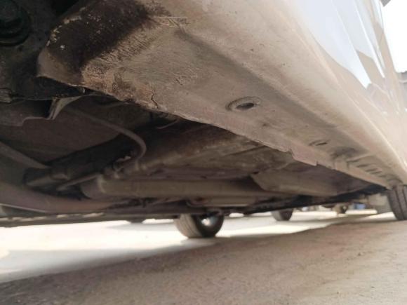 [成都·川A] 二手长安悦翔V72015款 1.6L 手动乐享型 国IV