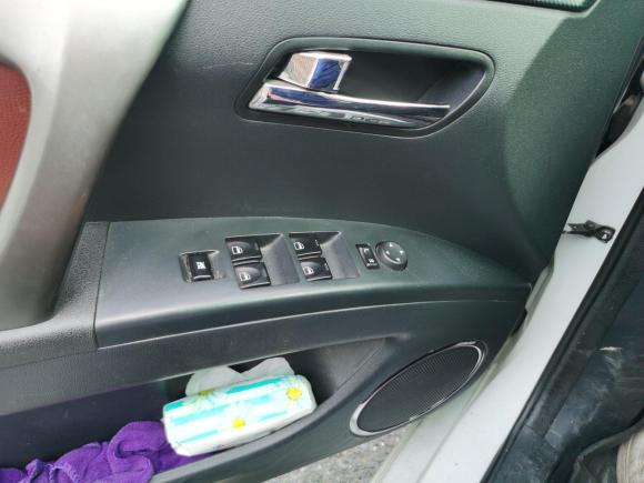 [广州·粤J] 二手海马海马M62017款 1.5T CVT豪华型