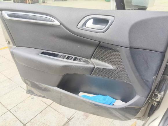 [杭州·黑A] 二手雪铁龙雪铁龙C4L2014款 1.8L 智驱版 自动劲智型