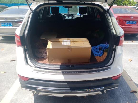 [上海·沪H] 二手现代胜达2015款 2.4L 自动两驱智能型 5座