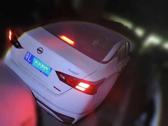 [深圳·粤L] 二手日产天籁2021款 2.0L XL 舒适版