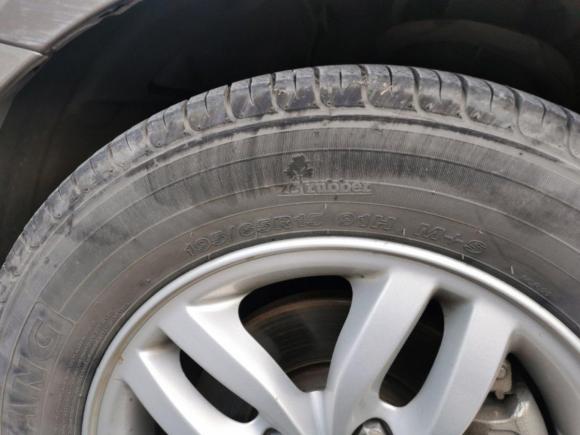 [广州·粤B] 二手现代悦动2011款 1.6L 自动豪华型