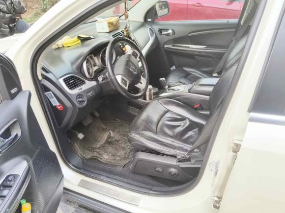 [常州·苏D] 二手道奇酷威2013款 2.4L 两驱尊尚版