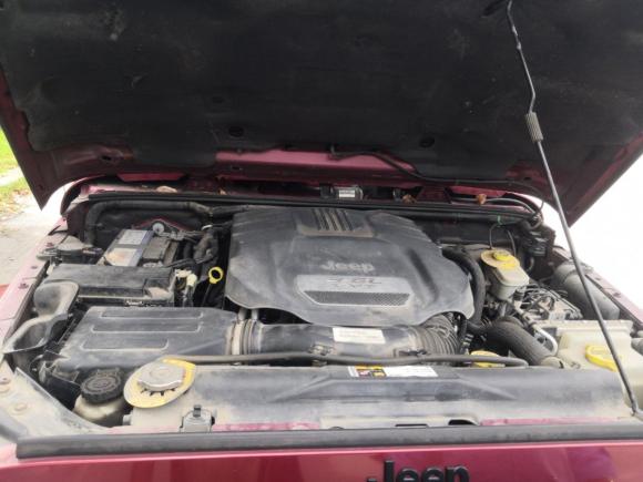 [南京·苏L] 二手Jeep牧马人2012款 3.6L 四门梦十珍藏版