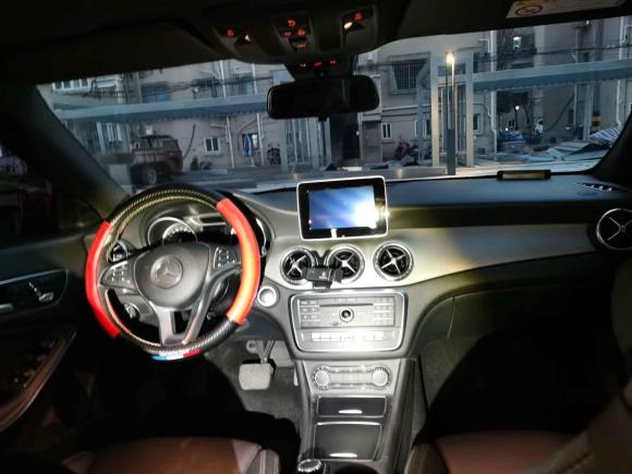 [苏州·苏E] 二手奔驰奔驰CLA2016款 改款 CLA 200 时尚型