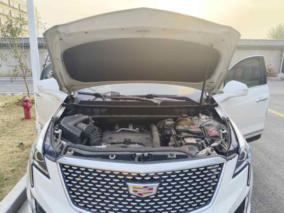 [南京·苏A] 二手凯迪拉克凯迪拉克XT52016款 25T 豪华型