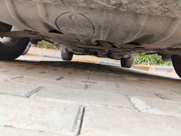 [上海·沪L] 二手Jeep自由光2019款 2.0T 四驱探享版+自动驾驶智慧包 国VI