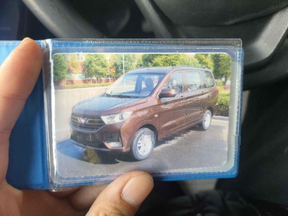 [无锡·苏B] 二手五菱汽车五菱宏光2021款 1.5L S标准型LAR