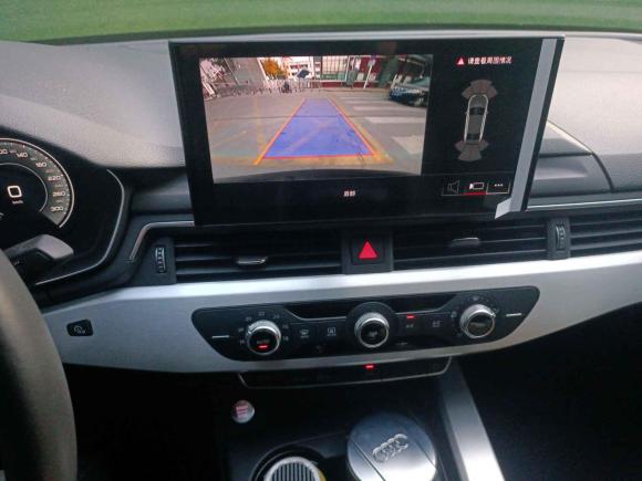 [苏州·苏U] 二手奥迪奥迪A4L2022款 40 TFSI 时尚动感型