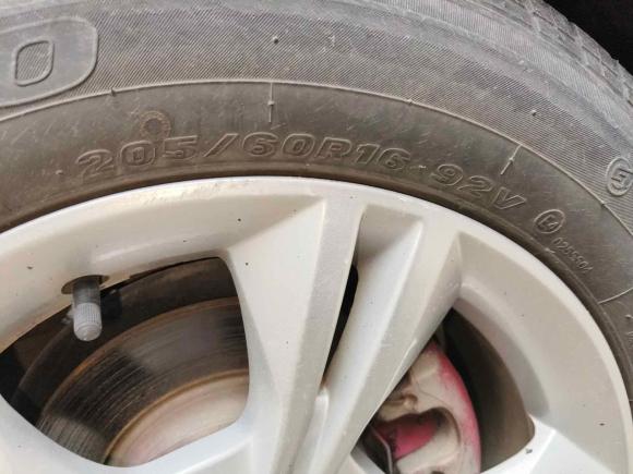 [金华·浙G] 二手福特福克斯2012款 两厢 1.6L 自动风尚型