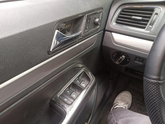 [南京·苏A] 二手大众朗行2015款 1.6L 手动风尚版