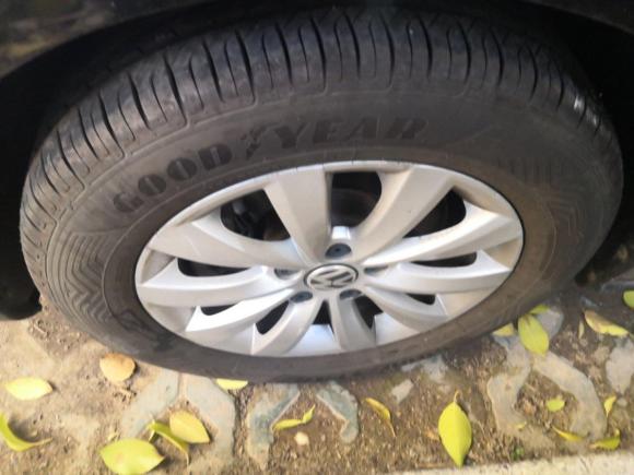 [上海·沪A] 二手大众帕萨特2011款 1.8TSI DSG尊荣版