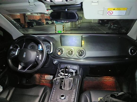 [广州·粤F] 二手魏牌魏牌 VV52017款 2.0T 超豪型