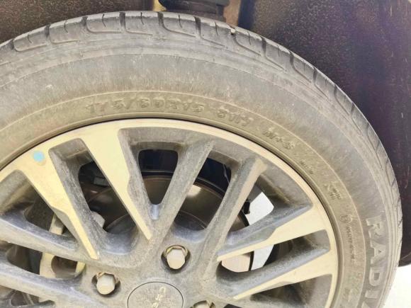 [合肥·皖A] 二手奇瑞新能源小蚂蚁2022款 甜粉款 半糖版 磷酸铁锂 30kW 301km