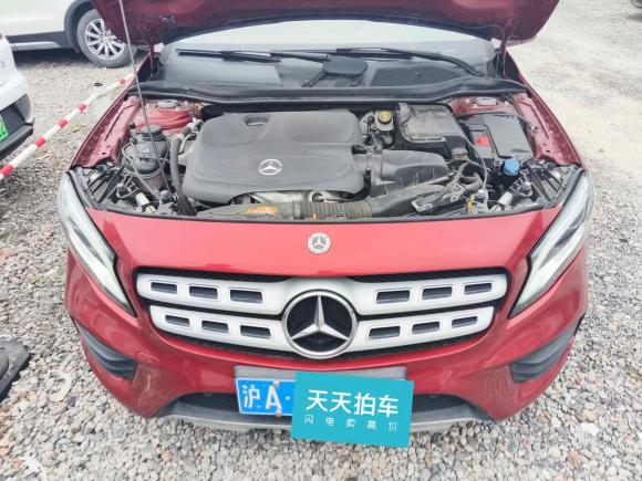 [上海·沪A] 二手奔驰奔驰GLA2019款 GLA 200 时尚型