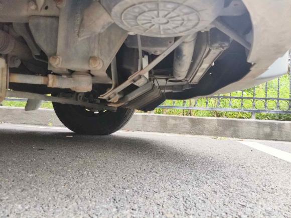 [杭州·浙A] 二手依维柯依维柯褒迪2012款 2.5T-A32 基本型