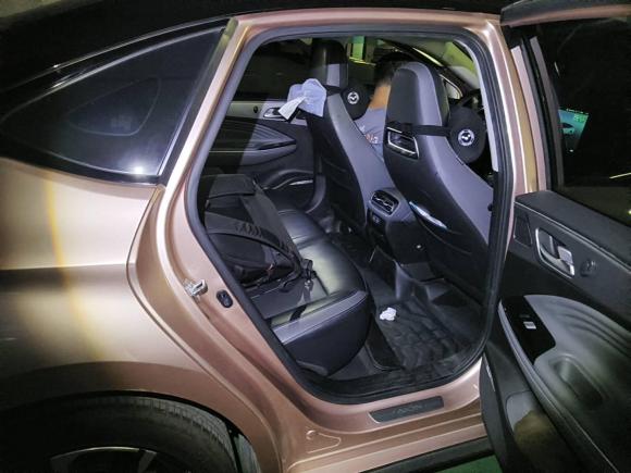 [上海·沪A] 二手埃安AION S Plus2021款 80 科技版