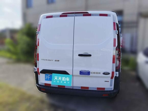 [上海·沪F] 二手福特全顺2023款 2.0T柴油手动厢式货车中轴低顶3座