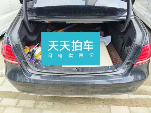 [济南·鲁A] 二手奔驰奔驰E级2015款 E 260 L 豪华型